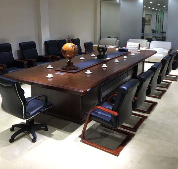 不同材質(zhì)與種類的辦公家具如何養(yǎng)護(hù)？